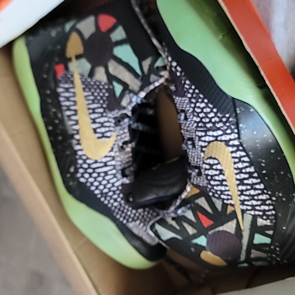 Used good  9/10 condition kobe elite IX  gs 6y